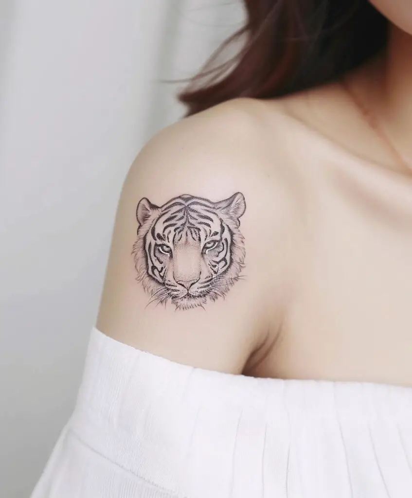 idebesar tiger cute realistic small tattoo on women arms cute A 47ad1f2f 2e3b 4789 89bc a20b930b6abd